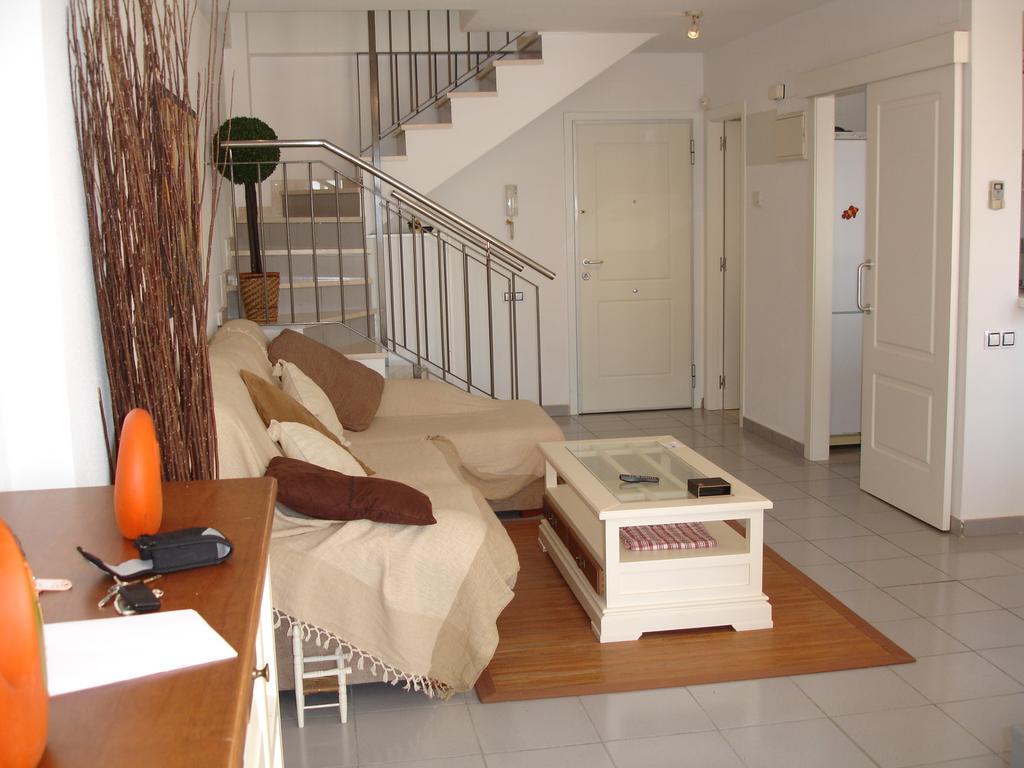 Villamarina Apartments - Zand Properties Benidorm Rum bild