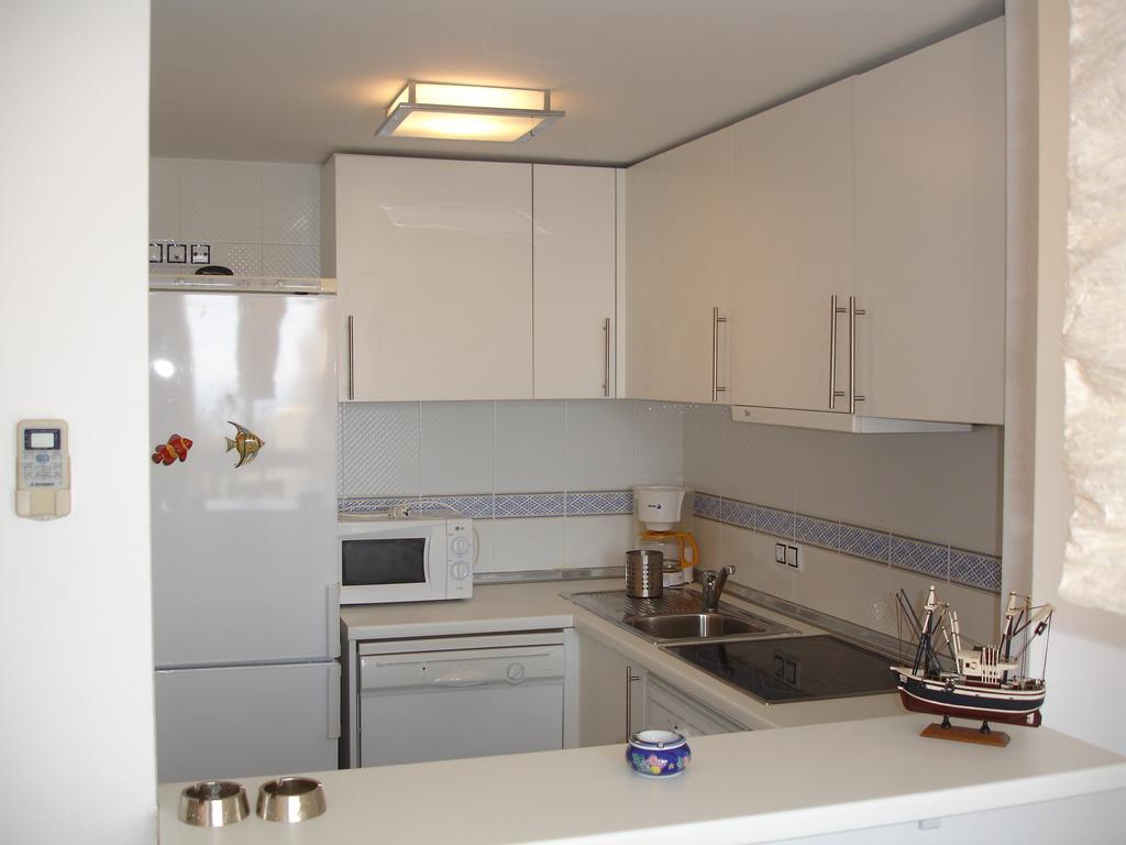 Villamarina Apartments - Zand Properties Benidorm Rum bild
